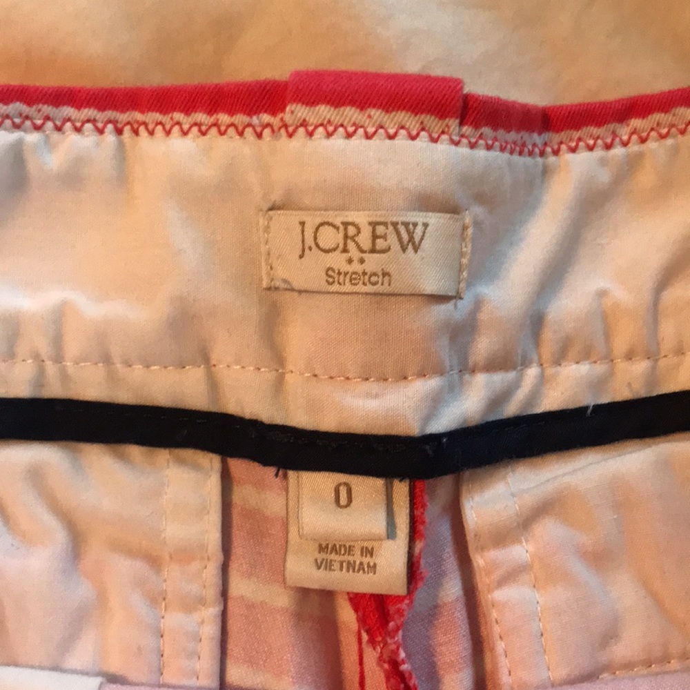 Women’s J. Crew chino shorts! - Picture 5 of 5